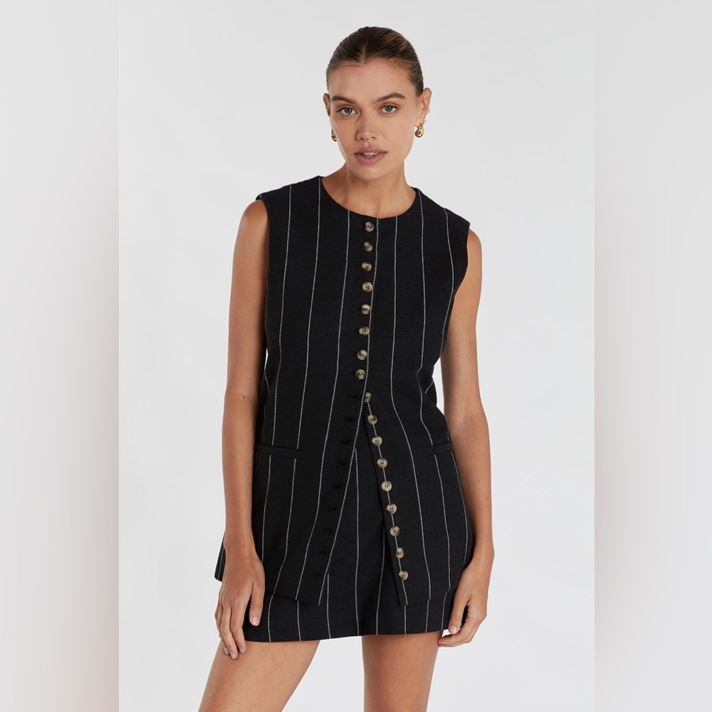 DISSH Cara Black Pinstripe Vest NWT US6 RRP$140